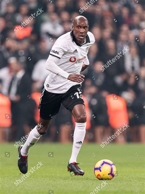 Atiba Hutchinson Besiktas Jk Editorial Stock Photo - Stock Image ...