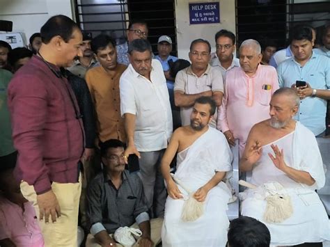 The Jain Monks Who Sat On Dharna At The Navsari District Collectorate