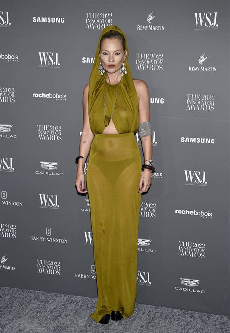 Kate Moss Los vestidos transparentes más impactantes de las famosas