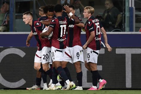 Formazioni Ufficiali Bologna Fiorentina Le Scelte Di Motta E Italiano