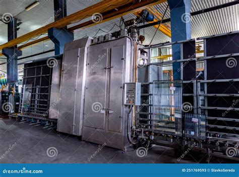 Factory For The Production Of Double Glazed Windows Made Of Sheet Glass A Insulating Glass Line