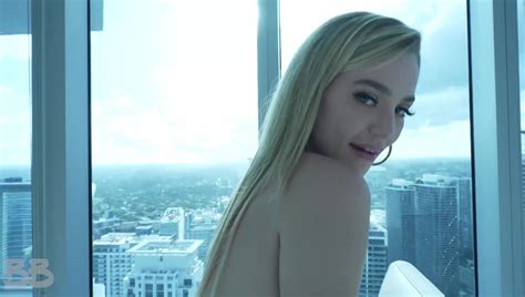 DD Faces BlakeOF Scene Porn Pic