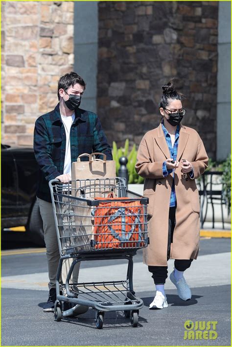 Photo: john mulaney olivia munn grocery run la 03 | Photo 4741103 ...