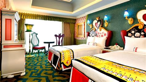 Disneyland Hotel Themed Rooms - Theme Choices