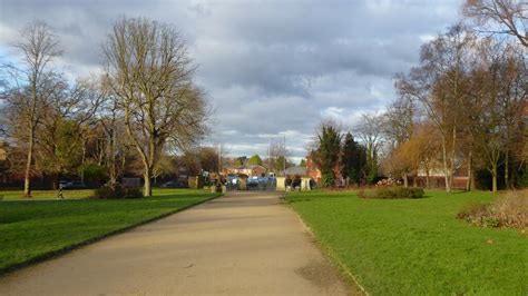 The Terrace Alexandra Park Kevin Waterhouse Cc By Sa Geograph