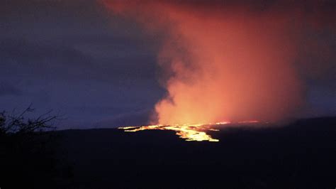 世界最大活火山时隔近40年开始喷发，美国发布最高警报world湃澎湃新闻 The Paper