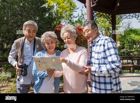 Elderly couple travel Stock Photo - Alamy