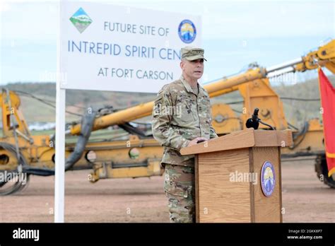 Maj Gen Matthew W Mcfarlane Commanding General 4th Infantry