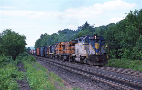 Dh0261 Southbound Dandh Train Rppy Eases Into Binghamton Ny Flickr