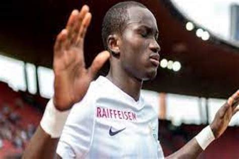 Raphael Dwamena le corps de l international ghanéen ramené