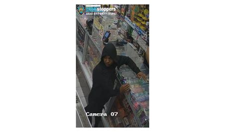 Nypd Crime Stoppers On Twitter 🚨wanted Robbery 6 16 22 Approx 12