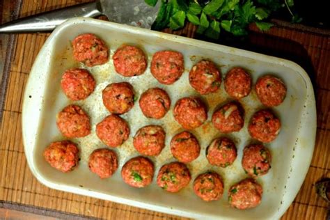 Kefta libanaises au bœuf à la menthe et au cumin boulettes de viande