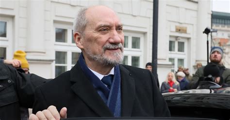 Fakt Antoni Macierewicz straci stanowisko Wiadomości