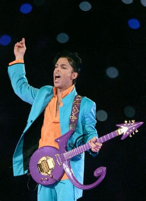 Prince's Super Bowl XLI: Halftime Show | Photo 11 | TMZ.com