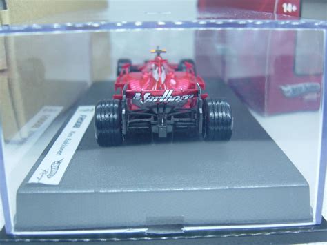 Yahooオークション Hotwheels 143 Ferrari F2008 1 Kimi Raikkone