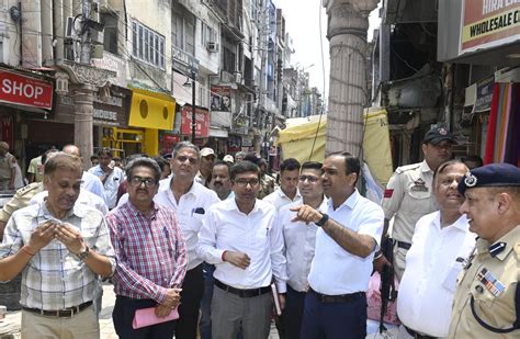 Div Jammu Inspects Progress Of Development Works At Raghunath