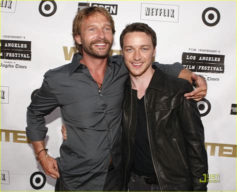 James McAvoy Is A Wanted Hobbit Photo 1215471 Photos Just Jared