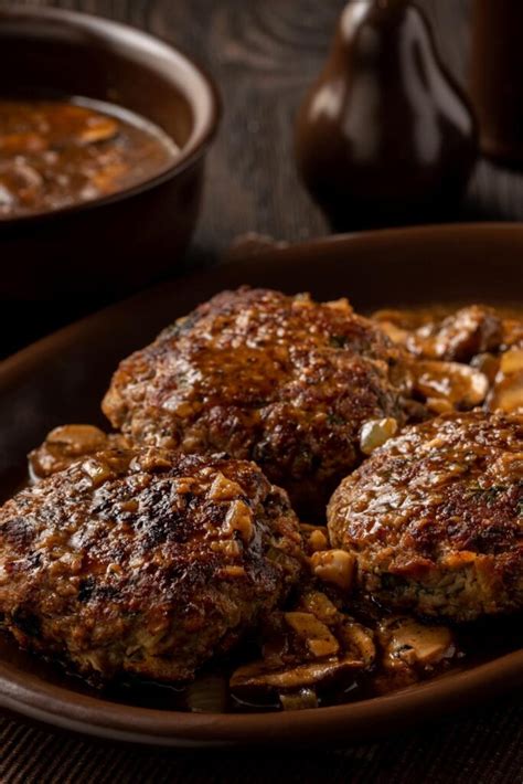 Bobby Flay S Salisbury Steak Recipe Bobby Flay Recipes