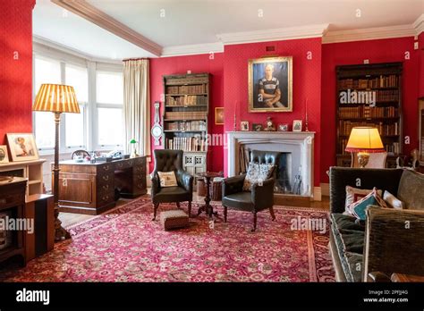 Interior beaulieu house uk hi-res stock photography and images - Alamy