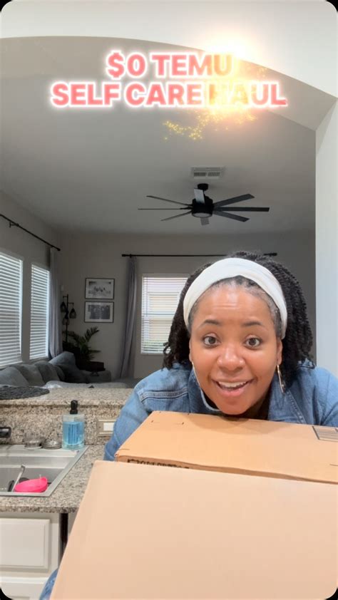 Contacts cart errors are preventing users from finishing their orders 34