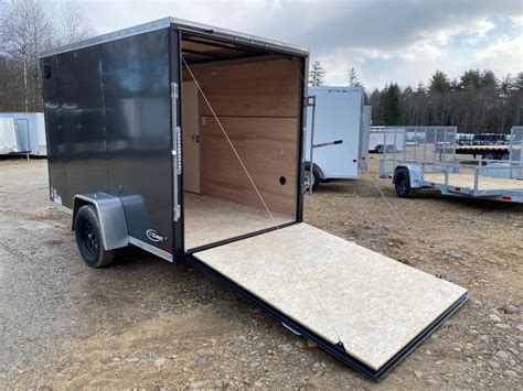 Iti Cargo X Enclosed K Cargo Trailer W Extra Height Ramp