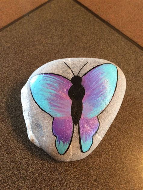 Painted butterfly rock | Butterfly painting, Rock painting patterns, Painted rocks kids