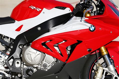 Bmw Updates The 2015 S1000rr Autoevolution