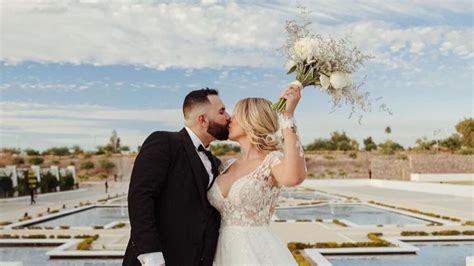 Car N Le N Tira La Casa Por La Ventana En Su Lujosa Boda La Magnifica Fm