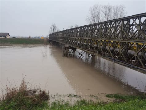 Torna Ad Alzarsi Il Livello Del Secchia Chiudono Ponte Alto E Ponte