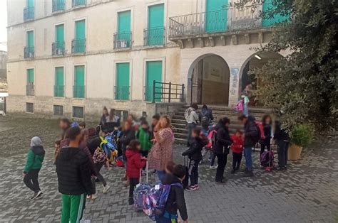 Ragusa Ibla Scongiurare La Chiusura Della Scuola Quotidiano Di Ragusa