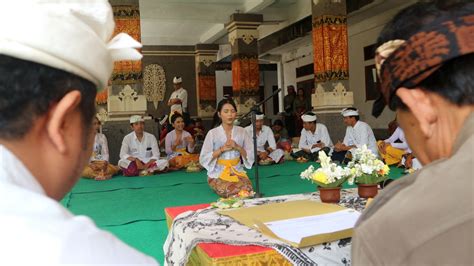 Ragam Lomba Meriahkan Perayaan Saraswati Di Upmi Bali Universitas