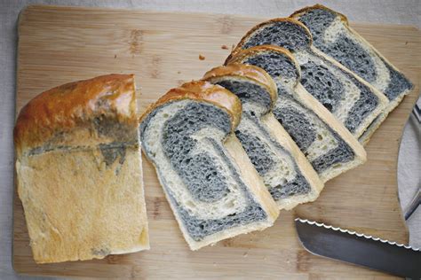 Black N White Bread Loaf – MONO and CO