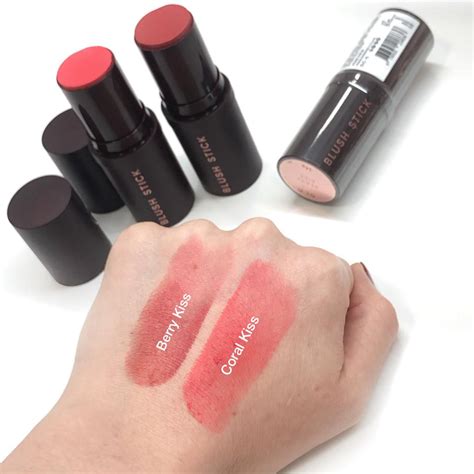 Blush Stick Berry Kiss Mariana Saad Brisa Maquiagens