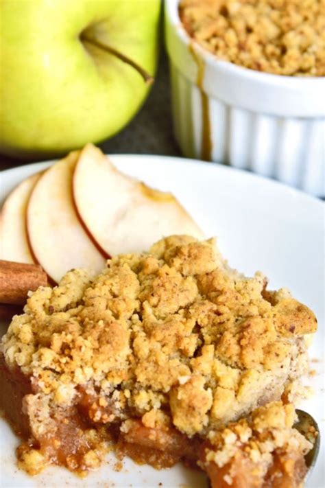 Grandma S Quick And Easy Apple Crisp Recipe Only 5 Ingredients Recipe Apple Crisp Easy