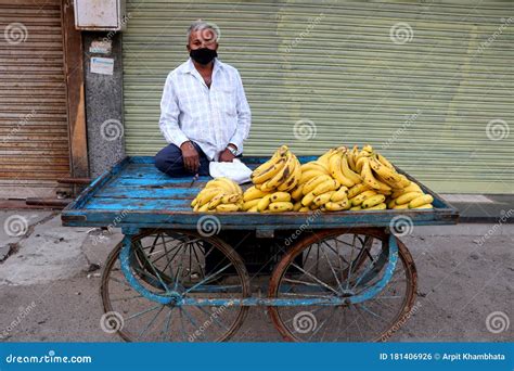 Street Vendor Selling Banana During Lock Down Editorial Photo Image Of 28042020 Concepts