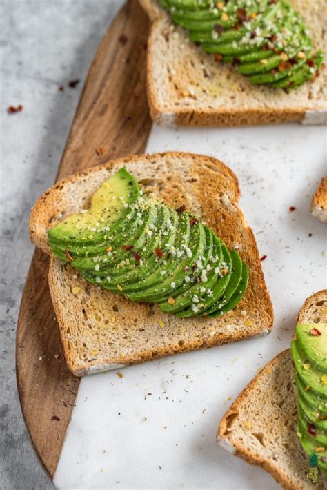 Simple Avocado Toast 94D