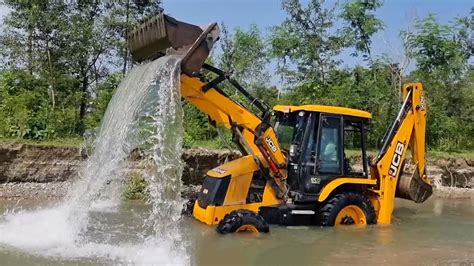 Jcb Washing In River With Fun Jcb 3dx Eco Backhoe Loader Cleaning In