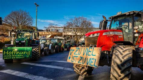 Heimische Landwirte im Widerstand gegen Agrarsparmaßnahmen