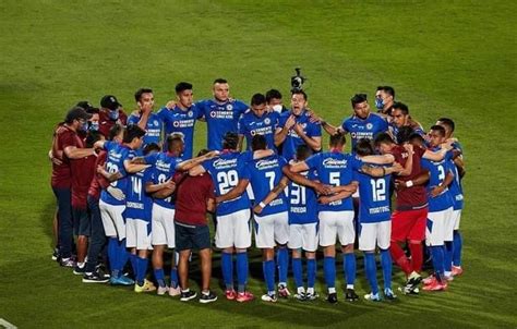 Pin De Antonio En Trajes Tipicos De Mexico Cruz Azul Campeon Trajes Tipicos De Mexico Cruz Azul