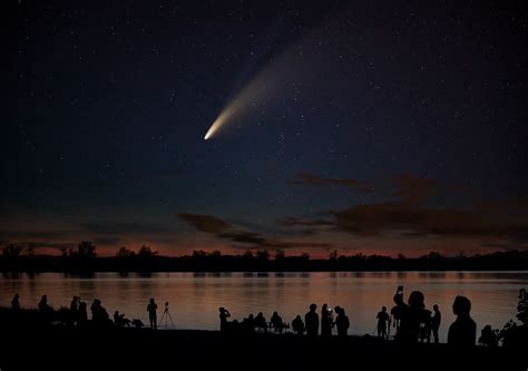 Mañana será el mejor día para ver el cometa del siglo consejos para