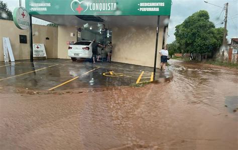 Chuva R Pida Causa Alagamentos Na Capital Geral Di Rio Digital