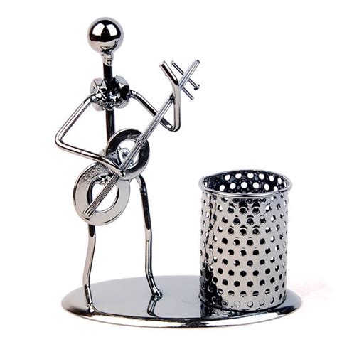 Nuts And Bolts Figure Hl H002 Metal Figure And Pen Holder Price