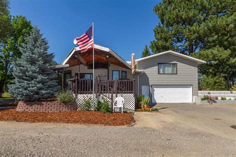 Deer Park Stevens County Wa Lakefront Property Waterfront Property House For Sale Property