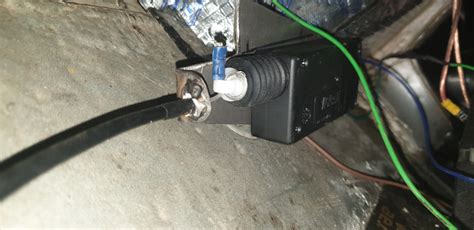 Установка электропривода замка багажника На Ниву — Lada 4x4 5D, 1,7 л ...