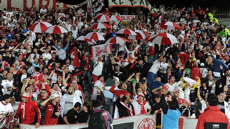 La Fiesta De Los Hinchas De Huracán En Bogotá Tyc Sports