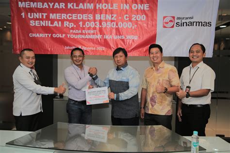 Asuransi Sinar Mas Bayar Klaim Hole In One Rp Miliar Media Asuransi News