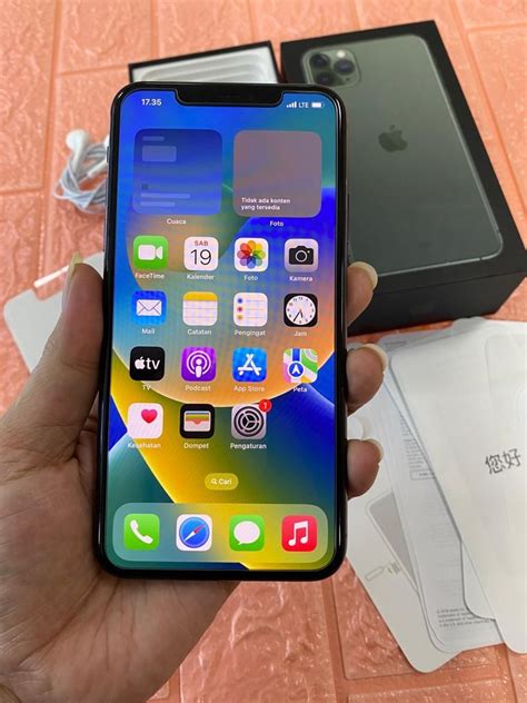 IPhone 11 Pro Max 256GB Fullset Original Mulus Bekas Pakai Telepon