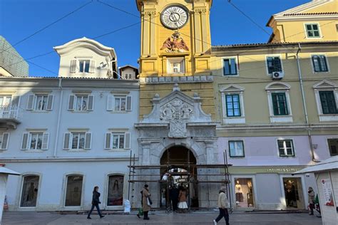 Nakon Mjeseci Zavr Ili Radovi Na Ure Enju Gradske Ure Fiuman Hr