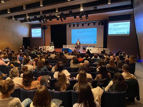 Participación de Estudiante del Doctorado en Congreso Internacional