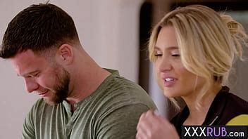 Sexy Teen Grabbed Hard Cock And Swallowed It Before Hardcore Sex By Big Ass Babe XNXX